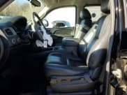 ✅ 2013 Chevrolet Suburban LT • VIN: 1GNSKJE78DR282704 • Lot: 81809584. Wystawiony na Copart z przebiegiem Nie podano. Bezpłatny archiwum sprzedaży aukcyjnych z USA i szczegółowy raport historii pojazdu na DreamBid. Zdjęcie 7.