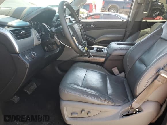 ✅ 2015 Chevrolet Suburban LT • VIN: 1GNSCJKC6FR557794 • Lot: 58264764. Listed on Copart with 196,727 mi. Free auction sales archive from the USA and detailed vehicle history report at DreamBid. Image 7.