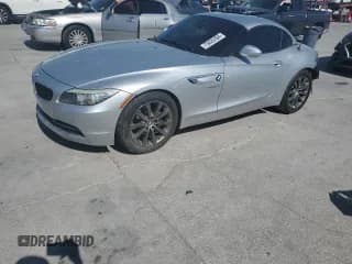✅ 2011 BMW Z4 sDrive30i • VIN: WBALM5C59BE379511 • Lot: 73425184. Wystawiony na Copart z przebiegiem 70 981 mil. Bezpłatny archiwum sprzedaży aukcyjnych z USA i szczegółowy raport historii pojazdu na DreamBid. Zdjęcie 1.