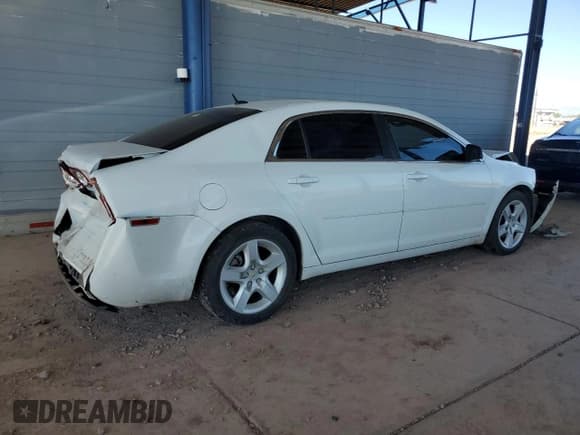 ✅ 2011 Chevrolet Malibu 1LS • VIN: 1G1ZB5E18BF167036 • Lot: 76698454. Listed on Copart with 207,420 mi. Free auction sales archive from the USA and detailed vehicle history report at DreamBid. Image 3.
