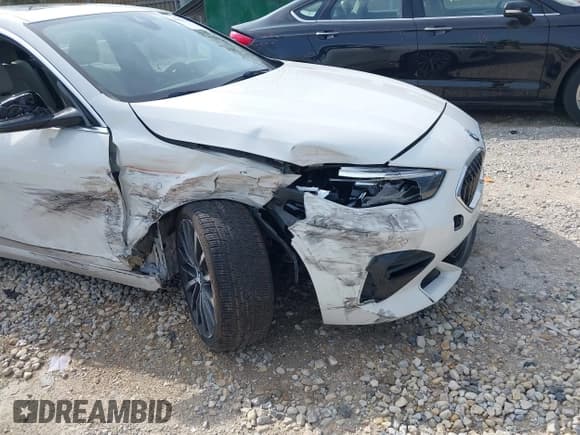 ✅ 2021 BMW 2 Series 228i • VIN: WBA53AK06M7H55442 • Lot: 42127060. Wystawiony na IAAI z przebiegiem 95 737 mil. Bezpłatny archiwum sprzedaży aukcyjnych z USA i szczegółowy raport historii pojazdu na DreamBid. Zdjęcie 6.