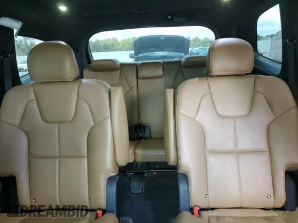 ✅ 2022 Kia Telluride SX • VIN: 5XYP54HC1NG302615 • Lot: 67863665. Wystawiony na Copart z przebiegiem 103 471 mil. Bezpłatny archiwum sprzedaży aukcyjnych z USA i szczegółowy raport historii pojazdu na DreamBid. Zdjęcie 10.