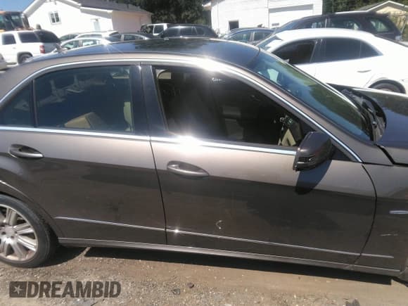 ✅ 2012 Mercedes-Benz E 350 Luxury • VIN: WDDHF8JB2CA656219 • Лот: 43122932. Опубликован ранее на IAAI с пробегом 169 523 миль. Бесплатный доступ к архиву аукционных продаж из США и подробный отчёт об истории автомобиля на DreamBid. Изображение 13.