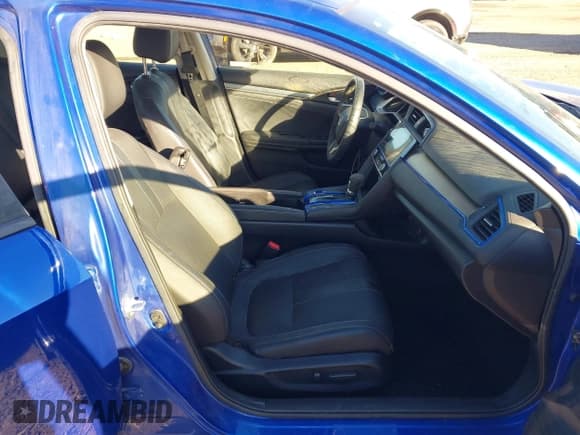 ✅ 2018 Honda Civic Touring • VIN: JHMFC1F97JX004941 • Lot: 43673368. Listed on IAAI with 105,647 mi. Free auction sales archive from the USA and detailed vehicle history report at DreamBid. Image 5.