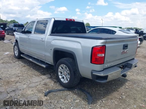 ✅ 2015 GMC Sierra 1500 SLE • VIN: 3GTP1UEH1FG329330 • Лот: 42669010. Опубликован ранее на IAAI с пробегом 133 102 миль. Бесплатный доступ к архиву аукционных продаж из США и подробный отчёт об истории автомобиля на DreamBid. Изображение 3.