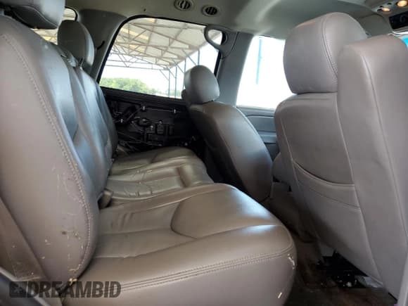 ✅ 2006 Chevrolet Tahoe LS • VIN: 1GNEC13V56J160623 • Лот: 63435065. Опубликован ранее на Copart с пробегом 130 952 миль. Бесплатный доступ к архиву аукционных продаж из США и подробный отчёт об истории автомобиля на DreamBid. Изображение 11.