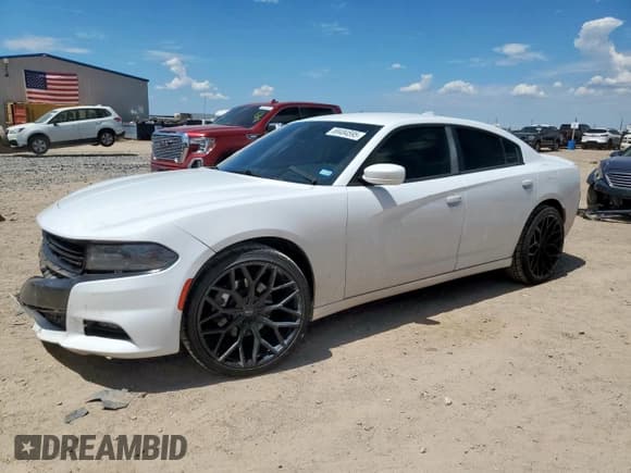 ✅ 2019 Dodge Charger SXT • VIN: 2C3CDXJG9KH758041 • Lot: 69484595. Wystawiony na Copart z przebiegiem 149 821 mil. Bezpłatny archiwum sprzedaży aukcyjnych z USA i szczegółowy raport historii pojazdu na DreamBid. Zdjęcie 1.