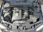 ✅ 2013 BMW 1 Series 128i • VIN: WBAUL7C5XDVU09041 • Lot: 50889785. Wystawiony na Copart z przebiegiem Nie podano. Bezpłatny archiwum sprzedaży aukcyjnych z USA i szczegółowy raport historii pojazdu na DreamBid. Zdjęcie 11.