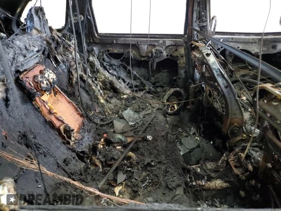 ✅ 2019 Jeep Cherokee Limited • VIN: 1C4PJMDX3KD122647 • Lot: 68714735. Listed on Copart with Not provided. Free auction sales archive from the USA and detailed vehicle history report at DreamBid. Image 11.