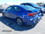 ✅ 2021 Kia Forte LXS • VIN: 3KPF24AD9ME280642 • Lot: 43302636. Wystawiony na IAAI z przebiegiem 129 265 mil. Bezpłatny archiwum sprzedaży aukcyjnych z USA i szczegółowy raport historii pojazdu na DreamBid. Zdjęcie 3.