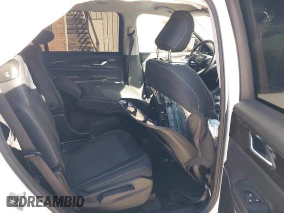 ✅ 2022 Jeep Grand Cherokee Altitude • VIN: 1C4RJJAG5N8532892 • Lot: 43503587. Listed on IAAI with 89,276 mi. Free auction sales archive from the USA and detailed vehicle history report at DreamBid. Image 8.