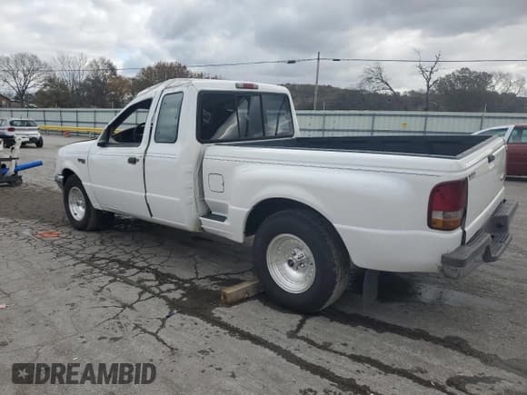 ✅ 1997 Ford Ranger XL • VIN: 1FTCR14U8VPB56341 • Лот: 92088775. Опубликован ранее на Copart с пробегом 151 203 миль. Бесплатный доступ к архиву аукционных продаж из США и подробный отчёт об истории автомобиля на DreamBid. Изображение 2.
