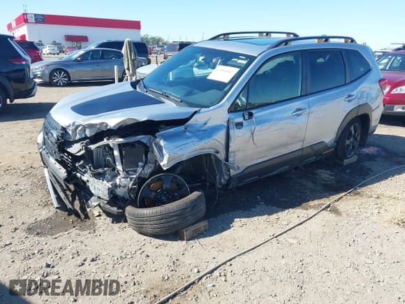 ✅ 2022 Subaru Forester Wilderness • VIN: JF2SKAMCXNH463397 • Lot: 43514167. Wystawiony na IAAI z przebiegiem 70 095 mil. Bezpłatny archiwum sprzedaży aukcyjnych z USA i szczegółowy raport historii pojazdu na DreamBid. Zdjęcie 2.