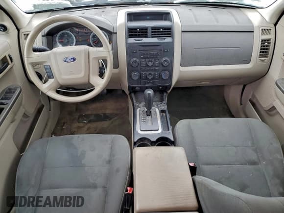 ✅ 2010 Ford Escape XLS • VIN: 1FMCU0C77AKA52236 • Lot: 95754445. Listed on Copart with 221,993 mi. Free auction sales archive from the USA and detailed vehicle history report at DreamBid. Image 8.