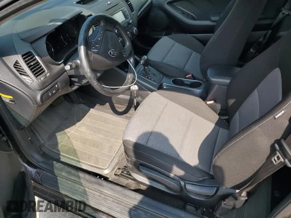 ✅ 2016 Kia Forte EX • VIN: KNAFX6A8XG5606882 • Lot: 68116735. Listed on Copart with 54,383 mi. Free auction sales archive from the USA and detailed vehicle history report at DreamBid. Image 7.