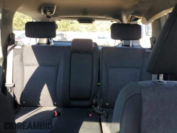 ✅ 2006 Honda CR-V LX • VIN: JHLRD78506C041193 • Lot: 86471475. Wystawiony na Copart z przebiegiem 188 541 mil. Bezpłatny archiwum sprzedaży aukcyjnych z USA i szczegółowy raport historii pojazdu na DreamBid. Zdjęcie 10.