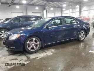 ✅ 2012 Chevrolet Malibu 1LT • VIN: 1G1ZC5E0XCF330016 • Лот: 84468215. Опубликован ранее на Copart с пробегом 120 789 миль. Бесплатный доступ к архиву аукционных продаж из США и подробный отчёт об истории автомобиля на DreamBid. Изображение 1.