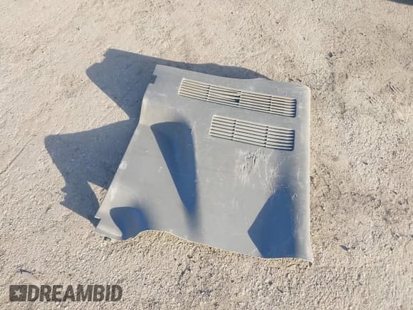 ✅ 2020 Chevrolet Express Cargo • VIN: 1GCZGGFG5L1188853 • Lot: 41790969. Listed on IAAI with 104,599 mi. Free auction sales archive from the USA and detailed vehicle history report at DreamBid. Image 12.