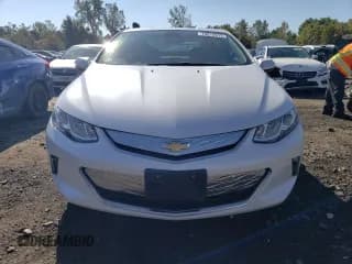✅ 2017 Chevrolet Volt LT • VIN: 1G1RC6S59HU104283 • Lot: 70015913. Wystawiony na Copart z przebiegiem 109 470 mil. Bezpłatny archiwum sprzedaży aukcyjnych z USA i szczegółowy raport historii pojazdu na DreamBid. Zdjęcie 5.
