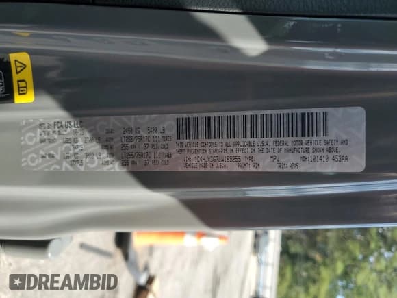 ✅ 2020 Jeep Wrangler Unlimited Sport • VIN: 1C4HJXDG7LW169255 • Lot: 89925715. Wystawiony na Copart z przebiegiem 62 379 mil. Bezpłatny archiwum sprzedaży aukcyjnych z USA i szczegółowy raport historii pojazdu na DreamBid. Zdjęcie 13.