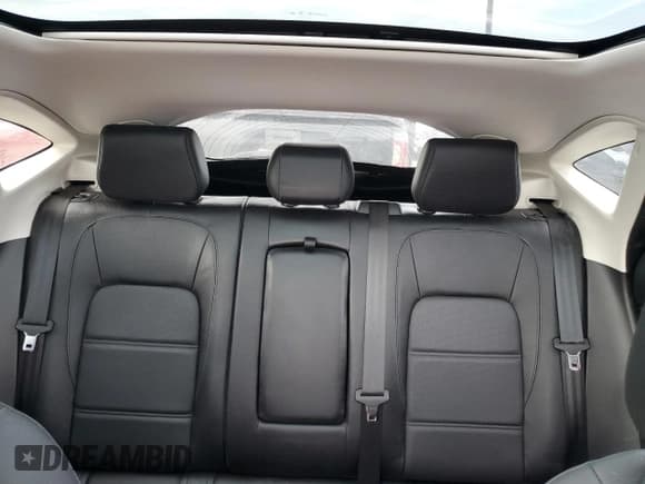 ✅ 2018 Jaguar E-Pace S • VIN: SADFJ2FX6J1Z27446 • Lot: 67688503. Listed on Copart with 81,669 mi. Free auction sales archive from the USA and detailed vehicle history report at DreamBid. Image 10.