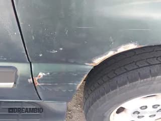 ✅ 2004 Chevrolet Suburban LT • VIN: 1GNEC16Z74J201779 • Лот: 41455901. Опубликован ранее на IAAI с пробегом Не указан. Бесплатный доступ к архиву аукционных продаж из США и подробный отчёт об истории автомобиля на DreamBid. Изображение 6.