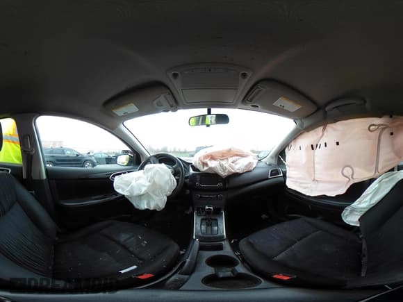 ✅ 2017 Nissan Sentra SR • VIN: 3N1AB7AP2HL721666 • Lot: 43506232. Listed on IAAI with 160,502 mi. Free auction sales archive from the USA and detailed vehicle history report at DreamBid. Image 19.