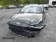 2025 Hyundai Elantra SEL Sport with VIN KMHLM4DG2SU955860, listed as a IAAI auction lot 43317517 with 8,756 mi miles and . Bid and sale history available at DreamBid. Image 6.