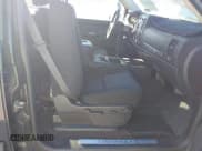 ✅ 2014 Chevrolet Silverado 2500HD High Country • VIN: 1GC1KXEG7EF172401 • Lot: 43634524. Wystawiony na IAAI z przebiegiem 171 448 mil. Bezpłatny archiwum sprzedaży aukcyjnych z USA i szczegółowy raport historii pojazdu na DreamBid. Zdjęcie 5.