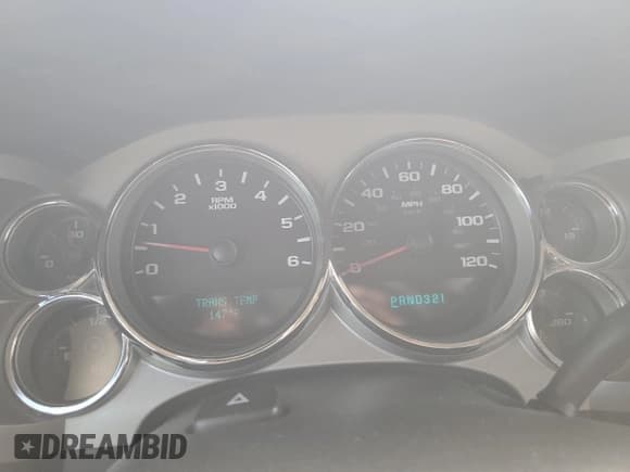 ✅ 2007 Chevrolet Silverado 1500 LTZ • VIN: 2GCEK19JX71647103 • Lot: 72085764. Listed on Copart with 238,432 mi. Free auction sales archive from the USA and detailed vehicle history report at DreamBid. Image 9.