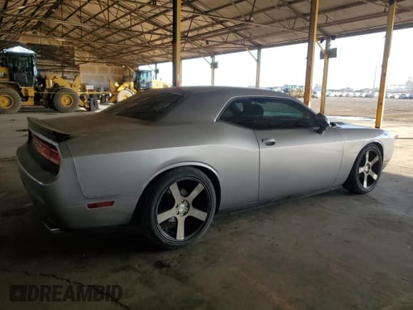 ✅ 2014 Dodge Challenger SXT • VIN: 2C3CDYAG7EH153249 • Lot: 45288635. Wystawiony na Copart z przebiegiem 136 375 mil. Bezpłatny archiwum sprzedaży aukcyjnych z USA i szczegółowy raport historii pojazdu na DreamBid. Zdjęcie 3.