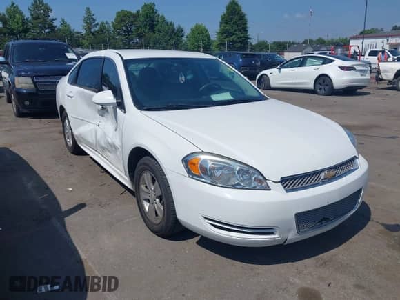 2014 Chevrolet Impala LS z VIN 2G1WA5E38E1175110, wystawiony jako IAAI lot #42623881 z przebiegiem 125 150 mil mil oraz . Historia ofert i sprzedaży dostępna na DreamBid. Obrazek 1.