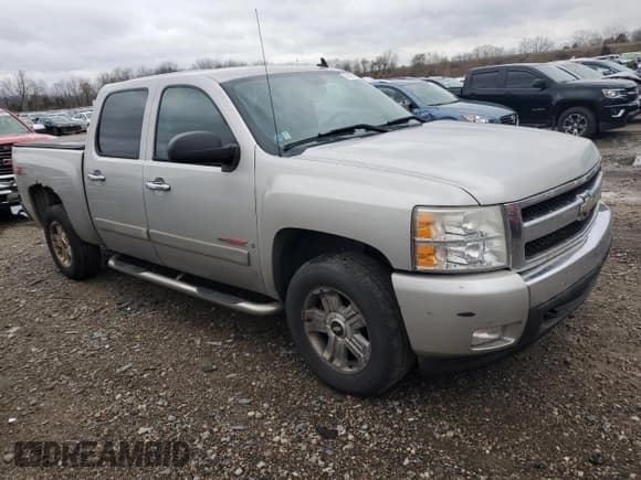 ✅ 2007 Chevrolet Silverado 1500 LTZ • VIN: 2GCEK13Y371617656 • Lot: 78690164. Listed on Copart with 246,304 mi. Free auction sales archive from the USA and detailed vehicle history report at DreamBid. Image 4.