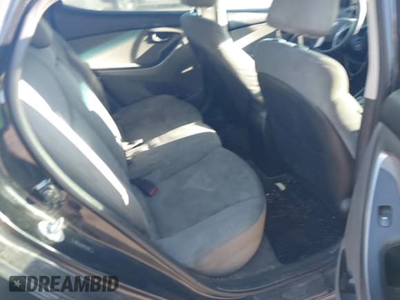 ✅ 2012 Hyundai Elantra GLS • VIN: 5NPDH4AE0CH125924 • Лот: 43819082. Опубликован ранее на IAAI с пробегом 125 746 миль. Бесплатный доступ к архиву аукционных продаж из США и подробный отчёт об истории автомобиля на DreamBid. Изображение 8.