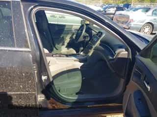 2013 Chevrolet Malibu LS z VIN 1G11B5SA7DF241468, wystawiony jako IAAI lot #43509030 z przebiegiem 229 497 mil mil oraz . Historia ofert i sprzedaży dostępna na DreamBid. Obrazek 5.