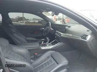 ✅ 2024 BMW M2 • VIN: 3MF13DM05R8E75611 • Lot: 41010013. Wystawiony na IAAI z przebiegiem 3 396 mil. Bezpłatny archiwum sprzedaży aukcyjnych z USA i szczegółowy raport historii pojazdu na DreamBid. Zdjęcie 5.