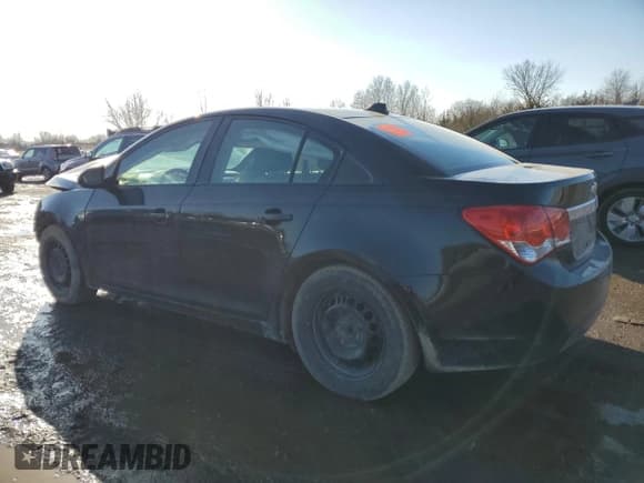 ✅ 2016 Chevrolet Cruze LS • VIN: 1G1PB5SG4G7174244 • Lot: 44373075. Listed on Copart with 122,436 mi. Free auction sales archive from the USA and detailed vehicle history report at DreamBid. Image 2.