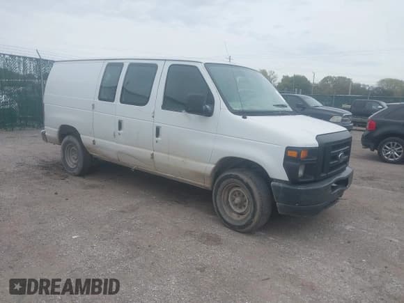 ✅ 2009 Ford Econoline Cargo • VIN: 1FTNE24L79DA62105 • Lot: 43585969. Listed on IAAI with 356,592 mi. Free auction sales archive from the USA and detailed vehicle history report at DreamBid. Image 1.