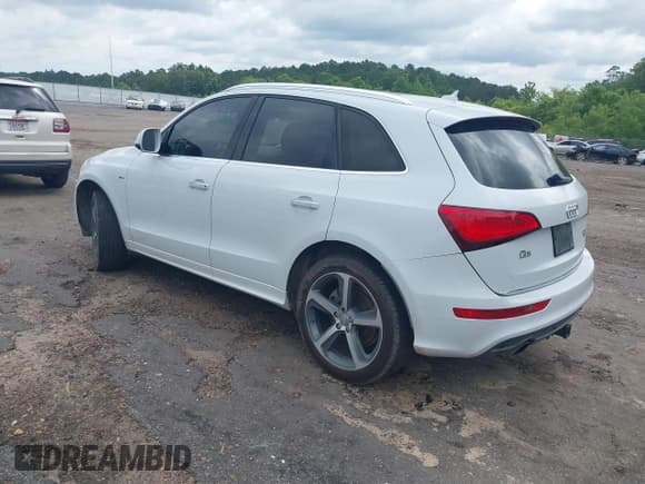 ✅ 2017 Audi Q5 Premium Plus • VIN: WA1D7AFP0HA006632 • Lot: 42347725. Listed on IAAI with 77,555 mi. Free auction sales archive from the USA and detailed vehicle history report at DreamBid. Image 3.