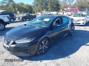 ✅ 2020 Nissan Maxima SV • VIN: 1N4AA6CV3LC361680 • Lot: 43663874. Listed on IAAI with 197,306 mi. Free auction sales archive from the USA and detailed vehicle history report at DreamBid. Image 6.