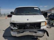 ✅ 2000 Dodge Passenger • VIN: 2B5WB35Z7YK159467 • Lot: 60663745. Listed on Copart with 137,882 mi. Free auction sales archive from the USA and detailed vehicle history report at DreamBid. Image 5.