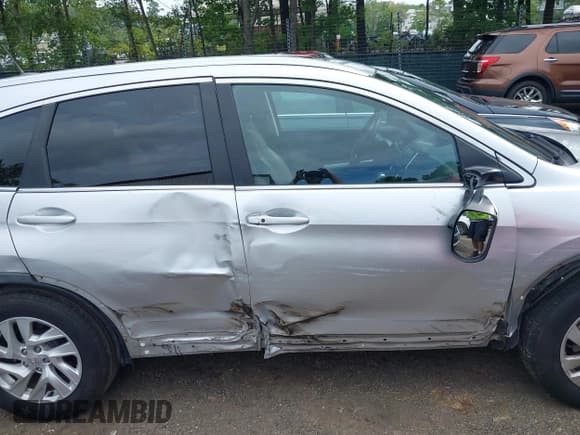 ✅ 2015 Honda CR-V EX-L • VIN: 2HKRM3H76FH545579 • Lot: 43038861. Wystawiony na IAAI z przebiegiem 95 685 mil. Bezpłatny archiwum sprzedaży aukcyjnych z USA i szczegółowy raport historii pojazdu na DreamBid. Zdjęcie 6.