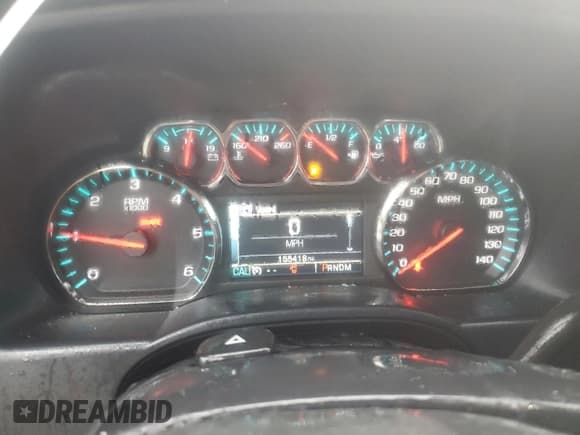 ✅ 2015 Chevrolet Silverado 1500 LT • VIN: 3GCUKREH6FG455373 • Lot: 81702015. Wystawiony na Copart z przebiegiem 155 418 mil. Bezpłatny archiwum sprzedaży aukcyjnych z USA i szczegółowy raport historii pojazdu na DreamBid. Zdjęcie 9.