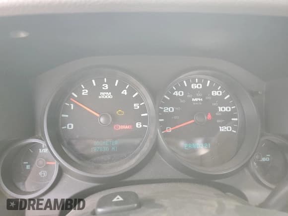 ✅ 2008 Chevrolet Silverado 1500 Work Truck • VIN: 1GCEC14X68Z166220 • Lot: 72880874. Listed on Copart with 187,830 mi. Free auction sales archive from the USA and detailed vehicle history report at DreamBid. Image 9.