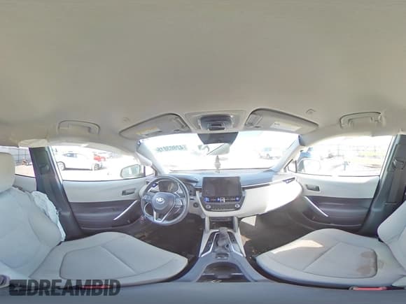 ✅ 2024 Toyota Corolla Cross LE • VIN: 7MUCAAAGXRV077180 • Lot: 42803815. Listed on Copart with 39,971 mi. Free auction sales archive from the USA and detailed vehicle history report at DreamBid. Image 14.