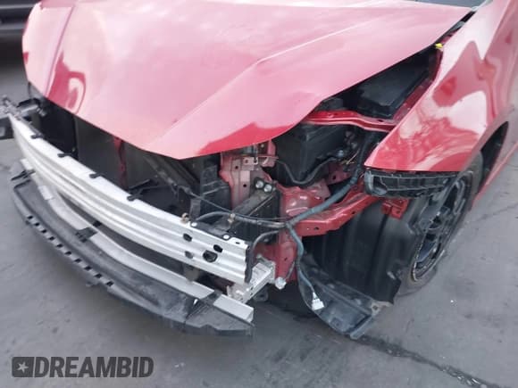 ✅ 2016 Toyota Prius Three Touring • VIN: JTDKARFU7G3506907 • Lot: 43557981. Wystawiony na IAAI z przebiegiem 115 139 mil. Bezpłatny archiwum sprzedaży aukcyjnych z USA i szczegółowy raport historii pojazdu na DreamBid. Zdjęcie 6.