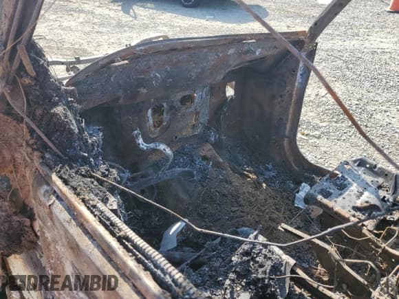 ✅ 2019 Jeep Wrangler Sport S • VIN: 1C4GJXAN3KW558424 • Lot: 91143625. Listed on Copart with Not provided. Free auction sales archive from the USA and detailed vehicle history report at DreamBid. Image 8.