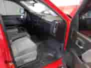 2018 Chevrolet Silverado 1500 Custom z VIN 3GCUKPEC4JG156711, wystawiony jako IAAI lot #43331690 z przebiegiem 68 216 mil mil oraz . Historia ofert i sprzedaży dostępna na DreamBid. Obrazek 5.