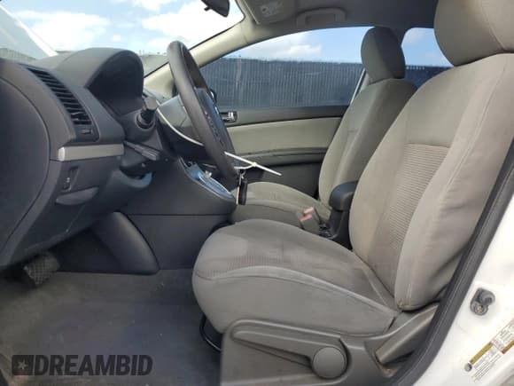 ✅ 2011 Nissan Sentra SL • VIN: 3N1AB6AP7BL639241 • Lot: 87229055. Listed on Copart with 136,912 mi. Free auction sales archive from the USA and detailed vehicle history report at DreamBid. Image 7.