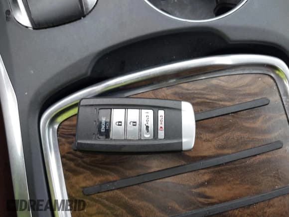 ✅ 2019 Acura MDX Technology • VIN: 5J8YD4H55KL025610 • Lot: 41966324. Listed on IAAI with 96,877 mi. Free auction sales archive from the USA and detailed vehicle history report at DreamBid. Image 11.